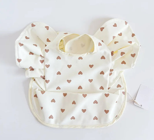 Corazoncito Bib